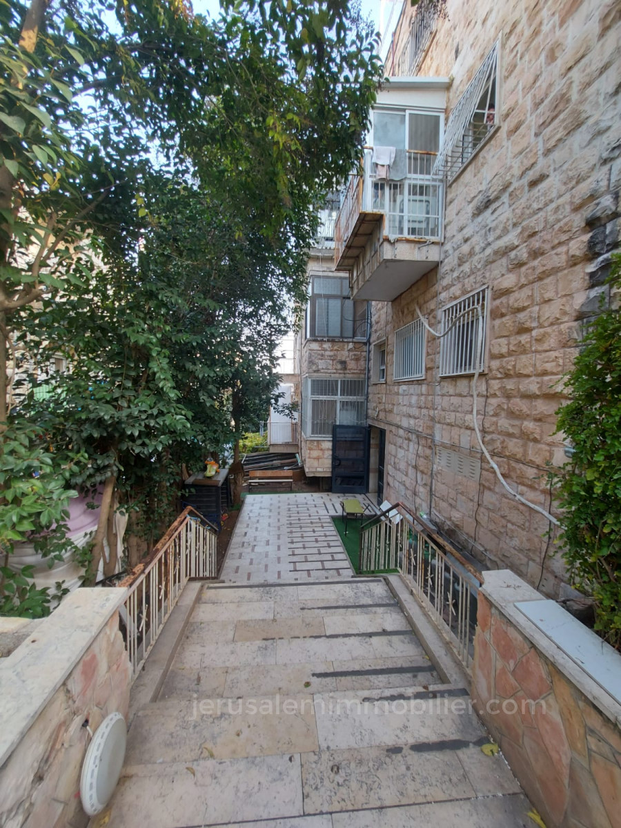 Appartement 2 pièces  Jerusalem Beit Vagan 226-IBL-1746