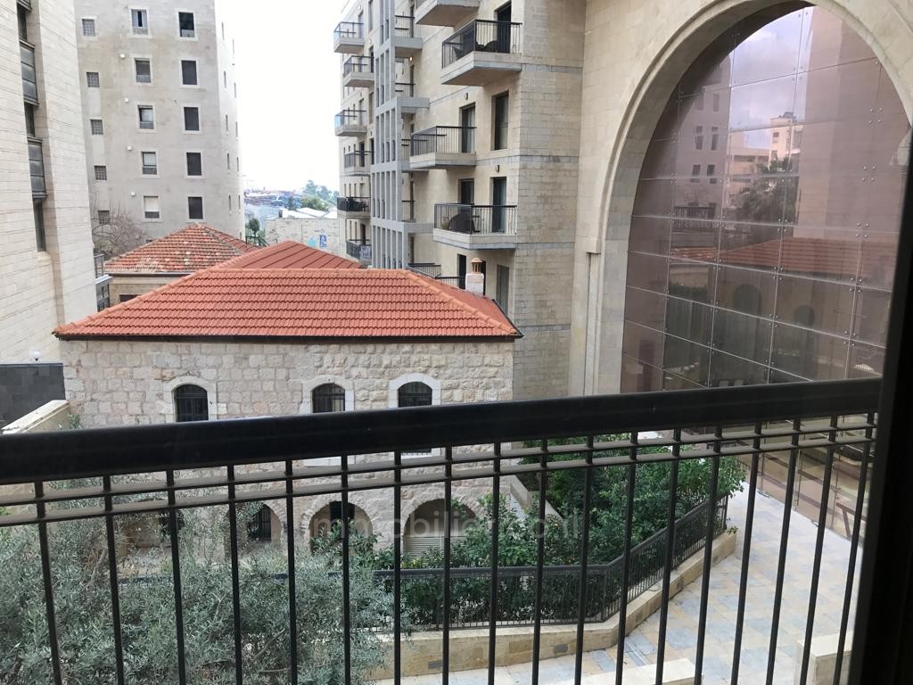Appartement 4 pièces  Jerusalem Centre Ville 245-IBL-1613