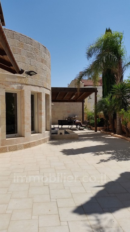 Villa 10 rooms Jerusalem Ramat Sharet 427-IBL-365