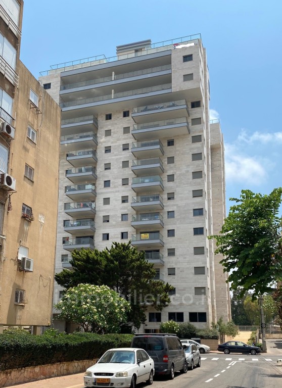 Penthouse 6 pièces  Netanya Centre Ville 509-IBL-2