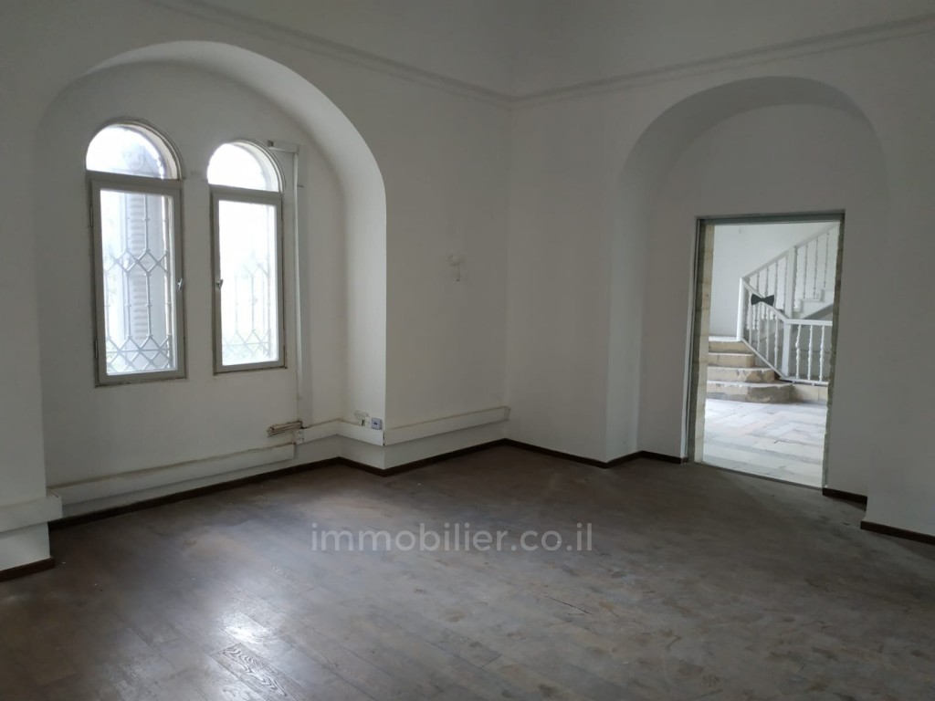 Villa 10 pi&egrave;ces  Jerusalem Centre Ville 1-IBL-2644