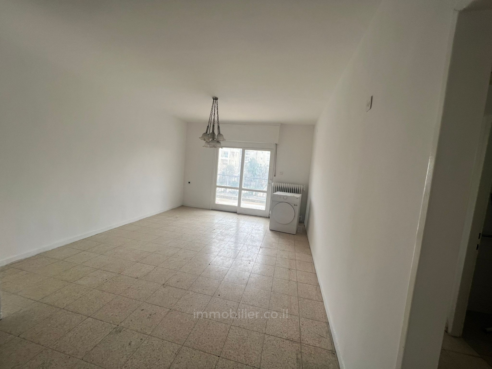 Apartment 4 rooms Jerusalem Baka 1-IBL-2896