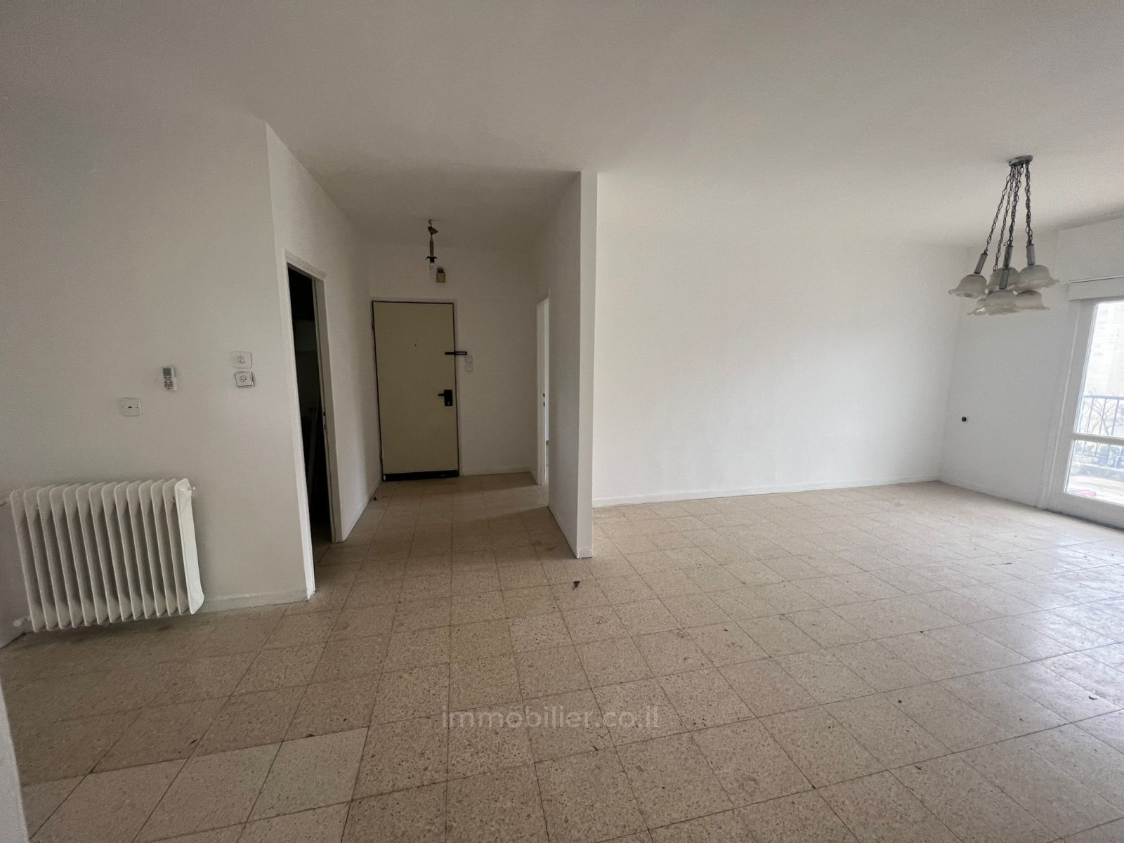 Apartment 4 rooms Jerusalem Baka 1-IBL-2896