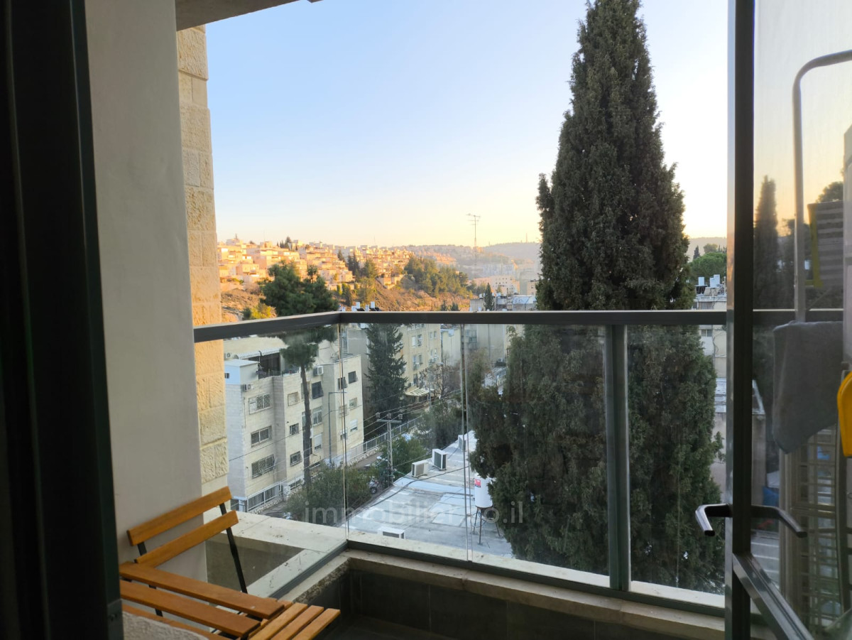 Apartment 3 rooms Jerusalem Kiryat Yovel 1-IBL-2898