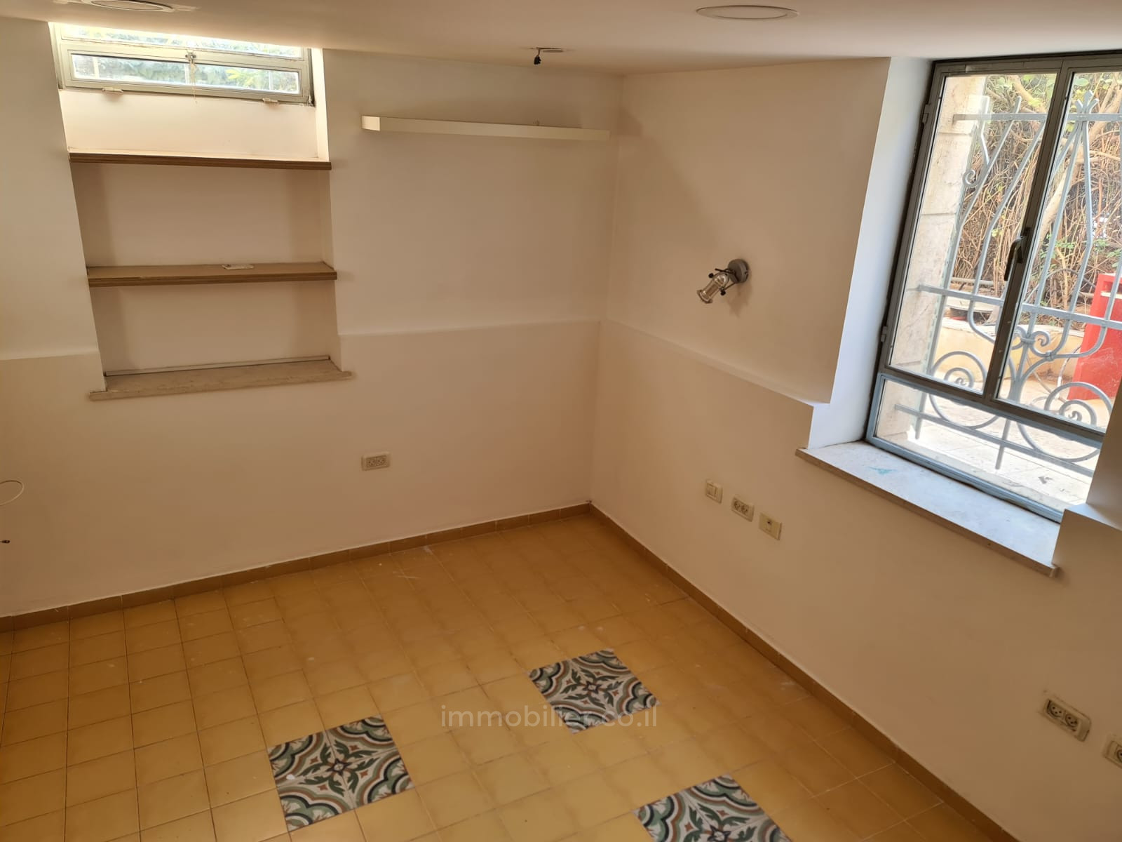 Duplex 4.5 pièces  Jerusalem Baka 1-IBL-2907