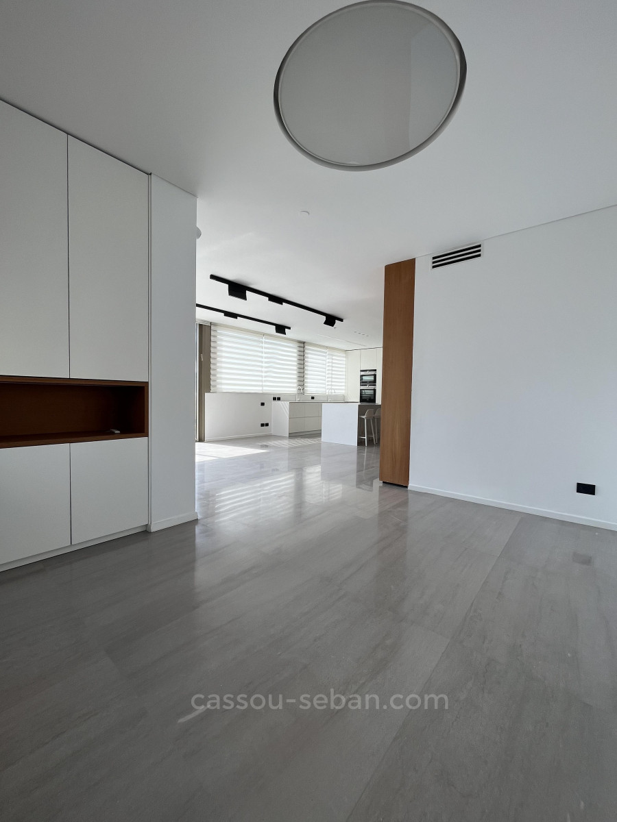 Apartment 4 rooms Jerusalem City center 144-IBL-596