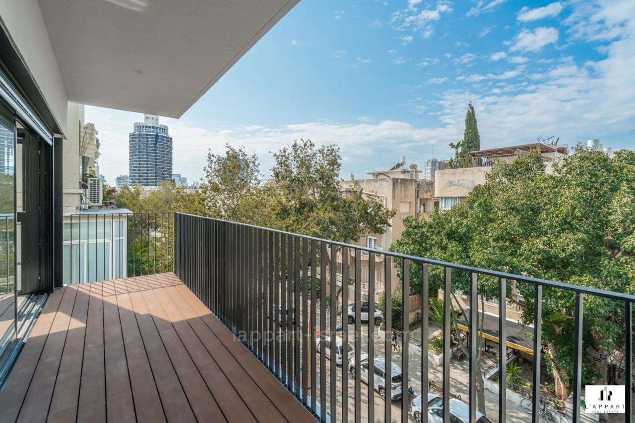 Apartment 3.5 rooms Tel Aviv City center 175-IBL-3195