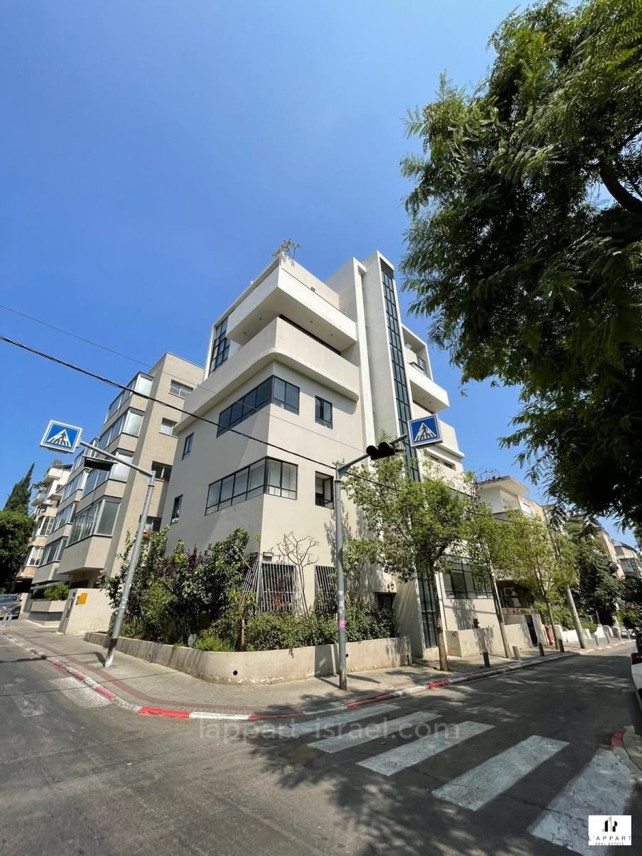 Penthouse 3 rooms Tel Aviv Lev Tel-Aviv 175-IBL-3277