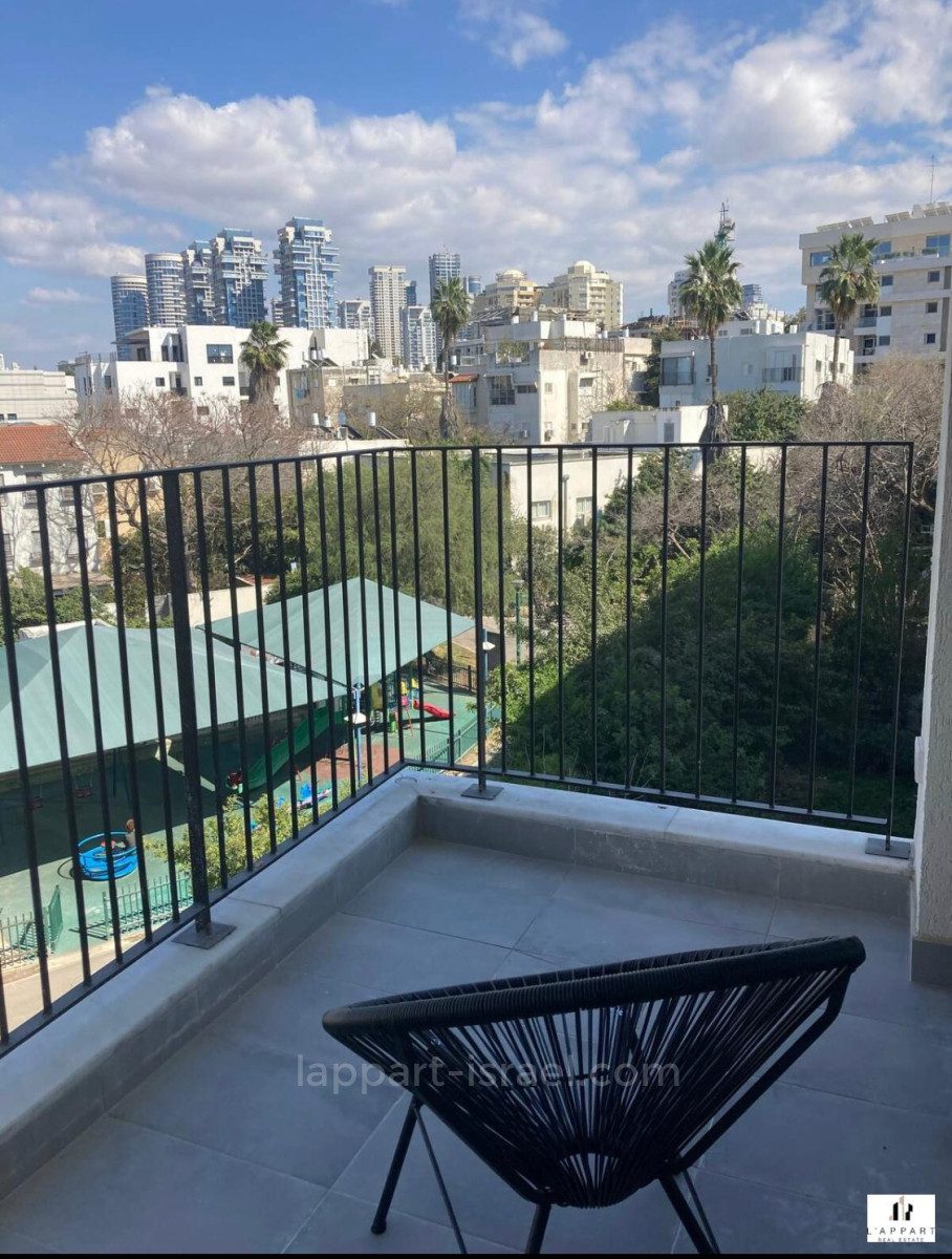 Appartement 4 pièces  Tel Aviv Centre Ville 175-IBL-3287