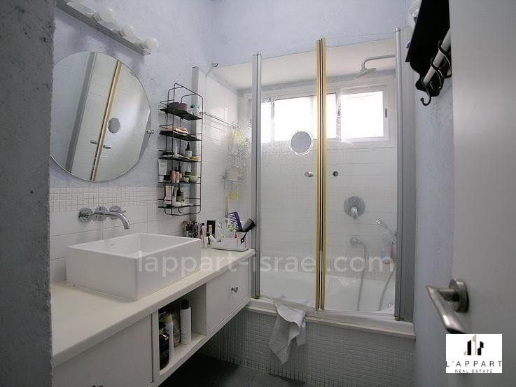 Apartment 3.5 rooms Tel Aviv quarter of the sea 175-IBL-3359