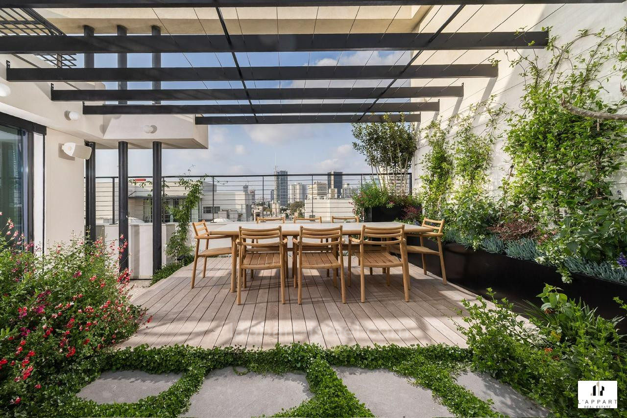 Duplex-Penthouse 4 pièces  Tel Aviv Lev Tel-Aviv 175-IBL-3374