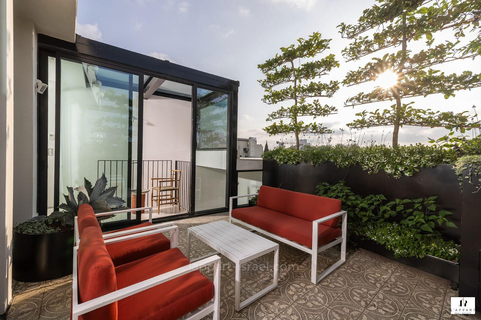 Duplex-Penthouse 4 pièces  Tel Aviv Lev Tel-Aviv 175-IBL-3374