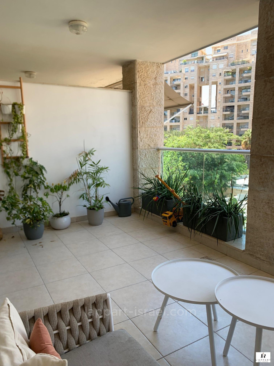 Appartement 4 pièces  Tel Aviv Ramat Aviv 175-IBL-3391