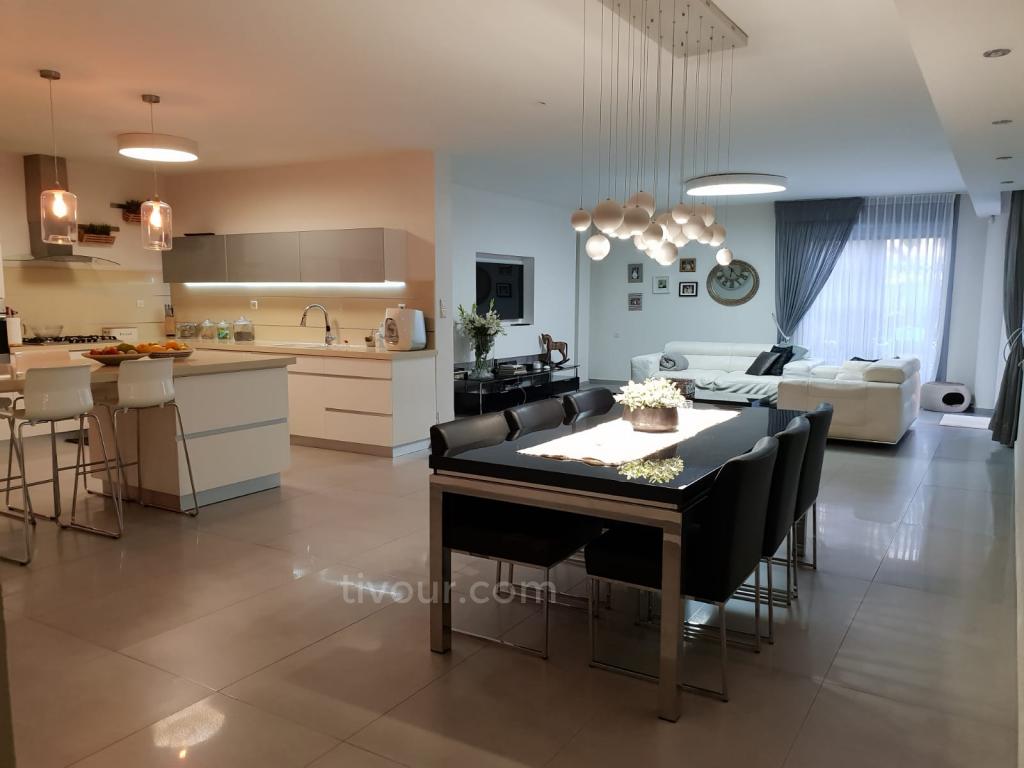 Rez de jardin 5 pièces  Ashdod Yud Zayin 210-IBL-1899