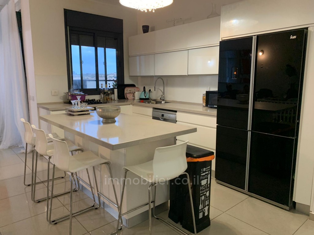 Apartment 5 rooms Ashdod Tet Zayin 210-IBL-1904