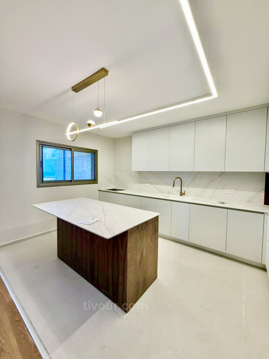 Apartment 5 rooms Ashdod Marina 210-IBL-2096