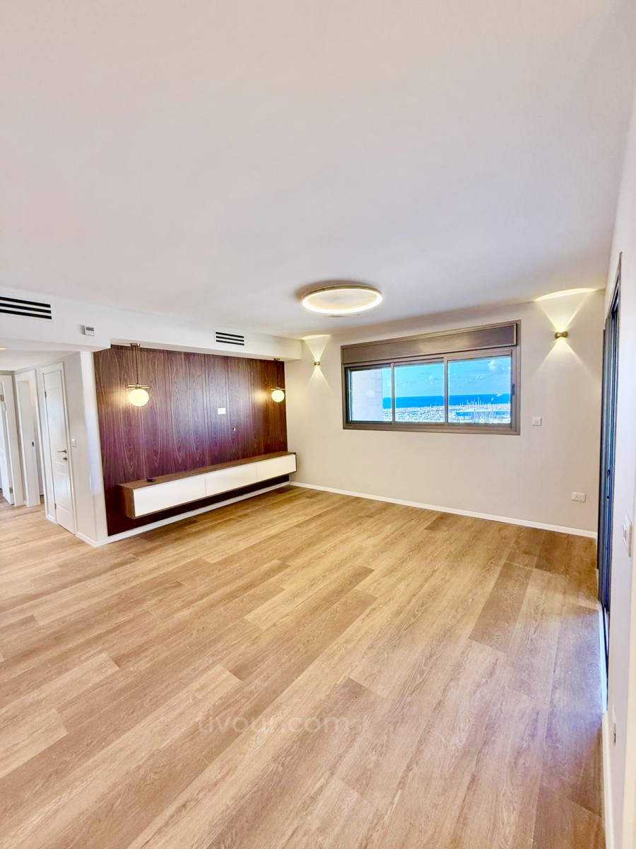 Apartment 5 rooms Ashdod Marina 210-IBL-2096