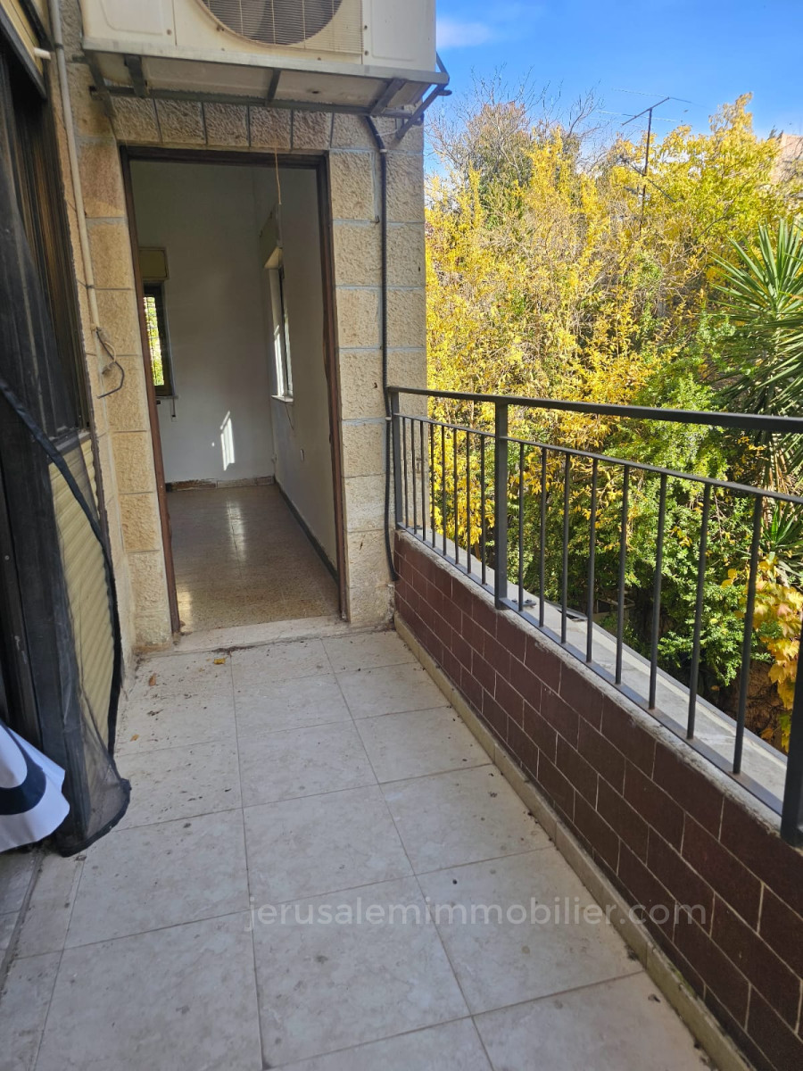 Apartment 4 rooms Jerusalem Baka 226-IBL-1886