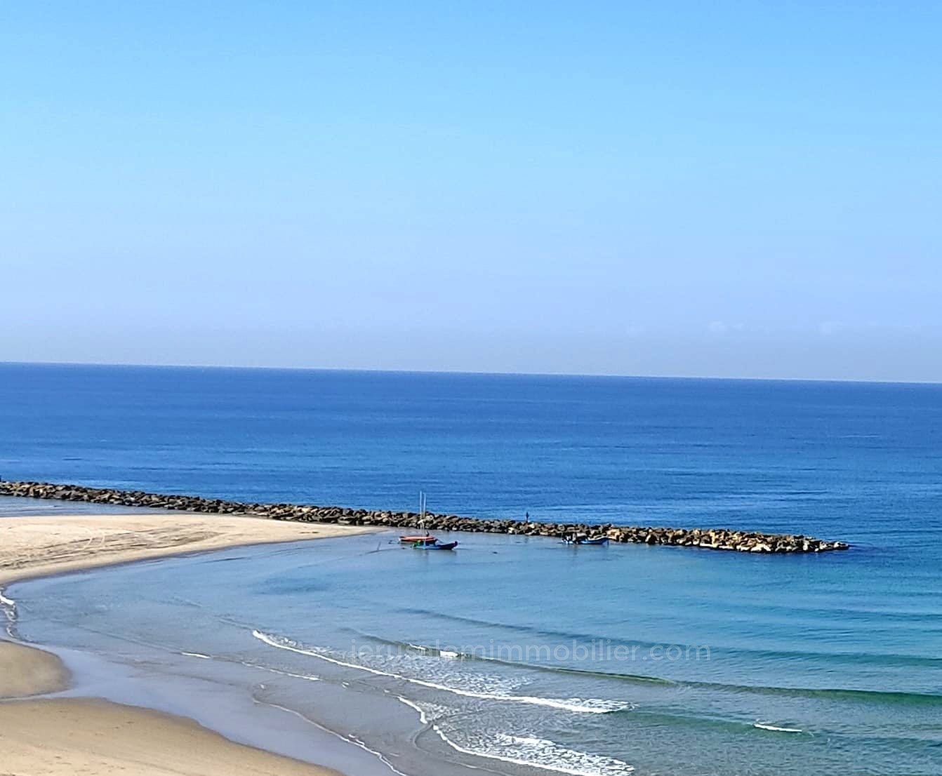 Apartment 4 rooms Netanya Kikar 226-IBL-1896