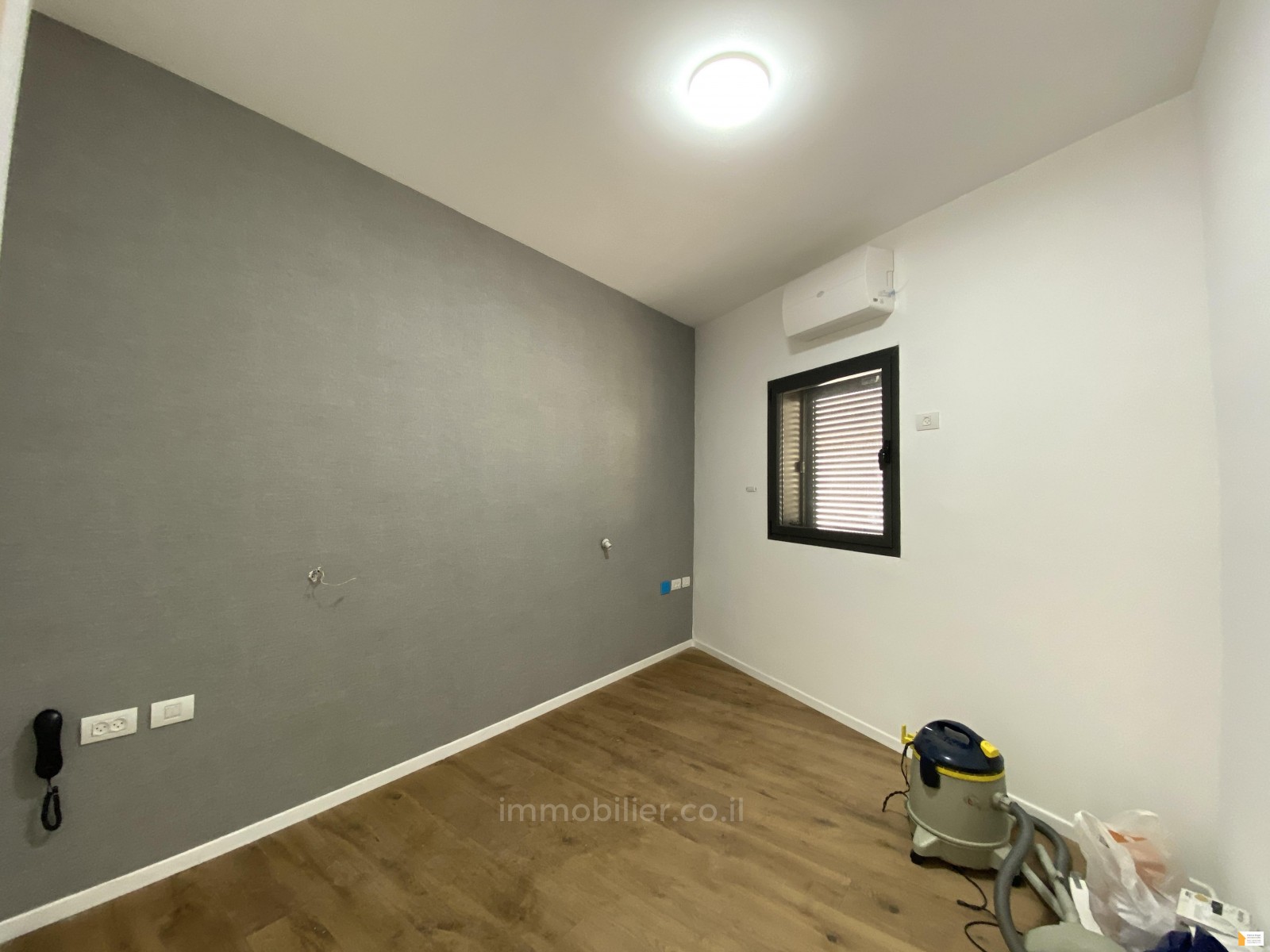 Appartement 2 pièces  Tel Aviv quart de la mer 232-IBL-3469