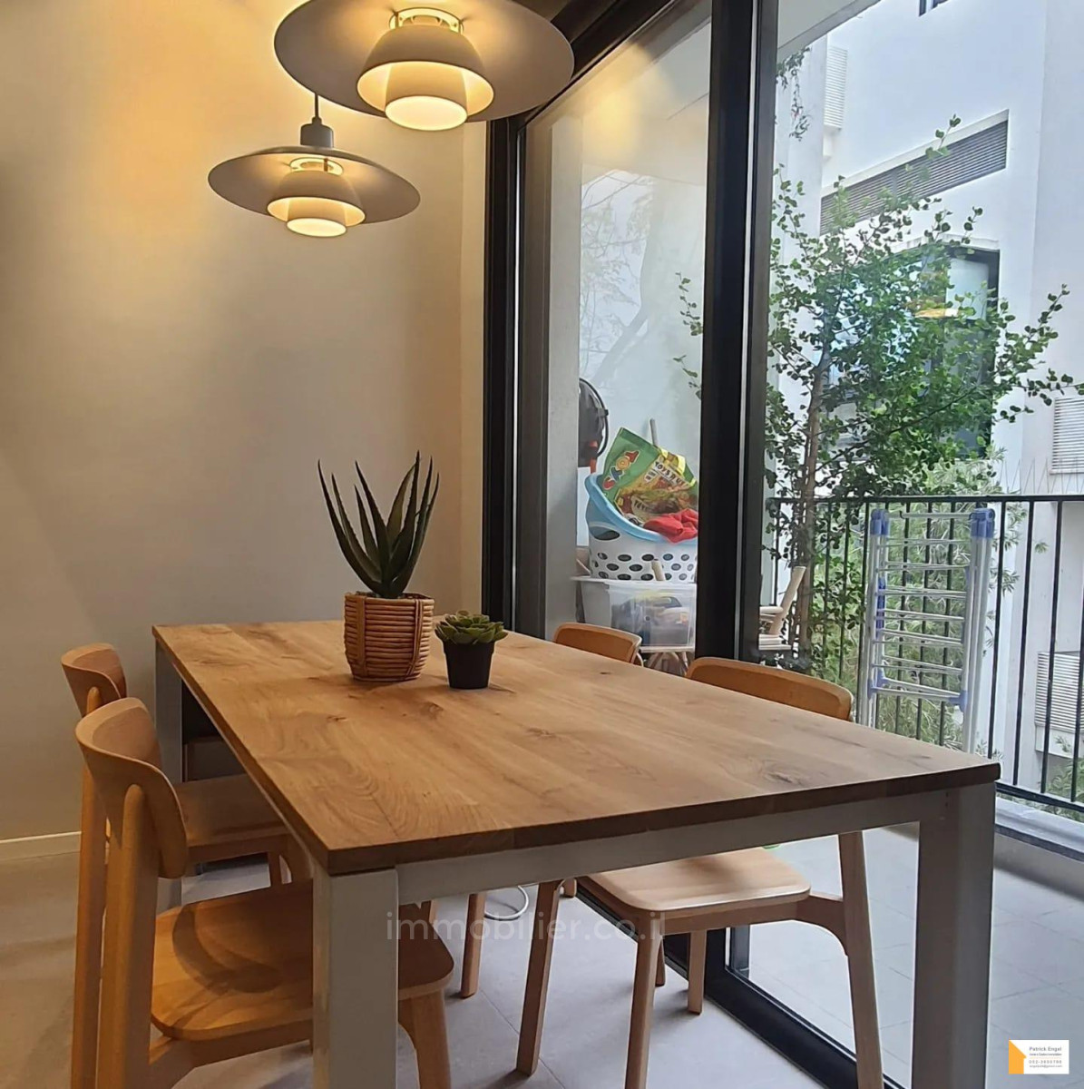 Apartment 3.5 rooms Tel Aviv Bazel 232-IBL-3673