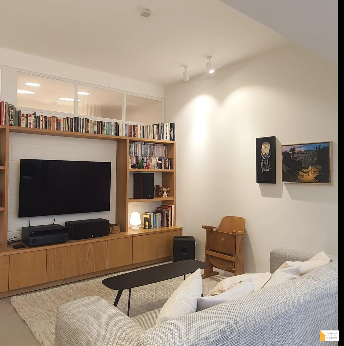 Apartment 3.5 rooms Tel Aviv Bazel 232-IBL-3673