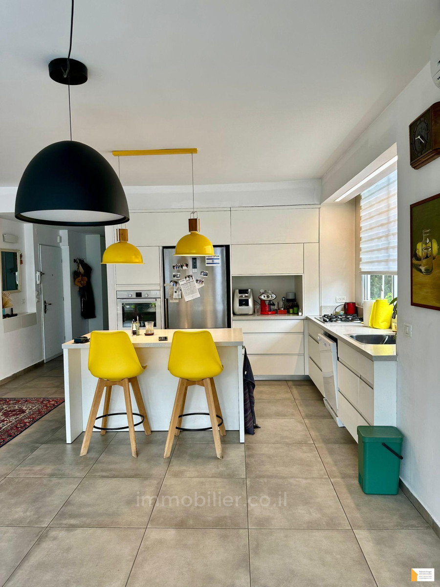 Appartement 3 pièces  Tel Aviv quart de la mer 232-IBL-3819
