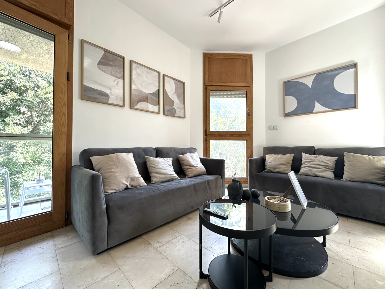 Apartment 4 rooms Tel Aviv quarter of the sea 232-IBL-3897
