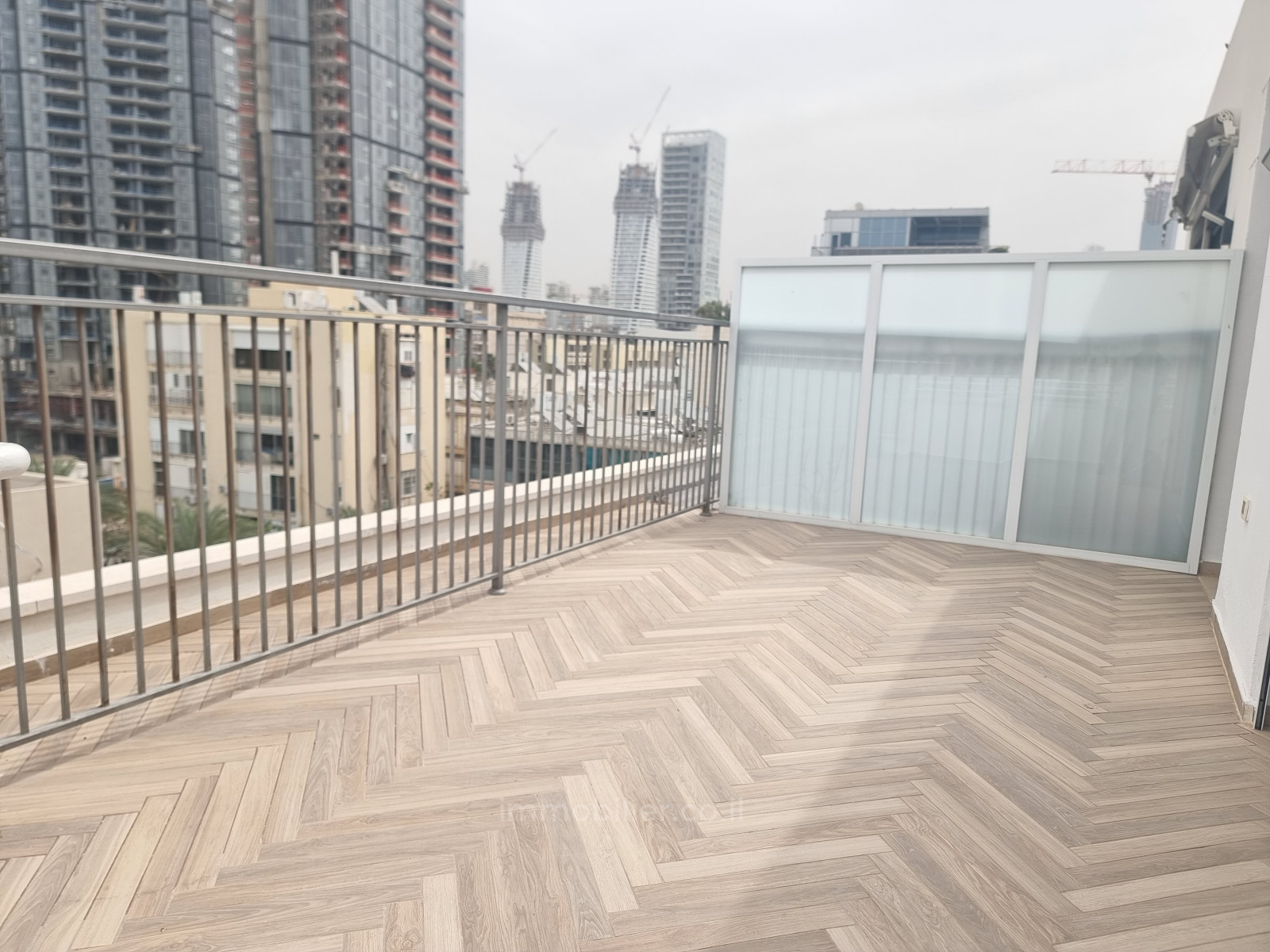 Penthouse 4 pièces  Tel Aviv Centre Ville 232-IBL-3916