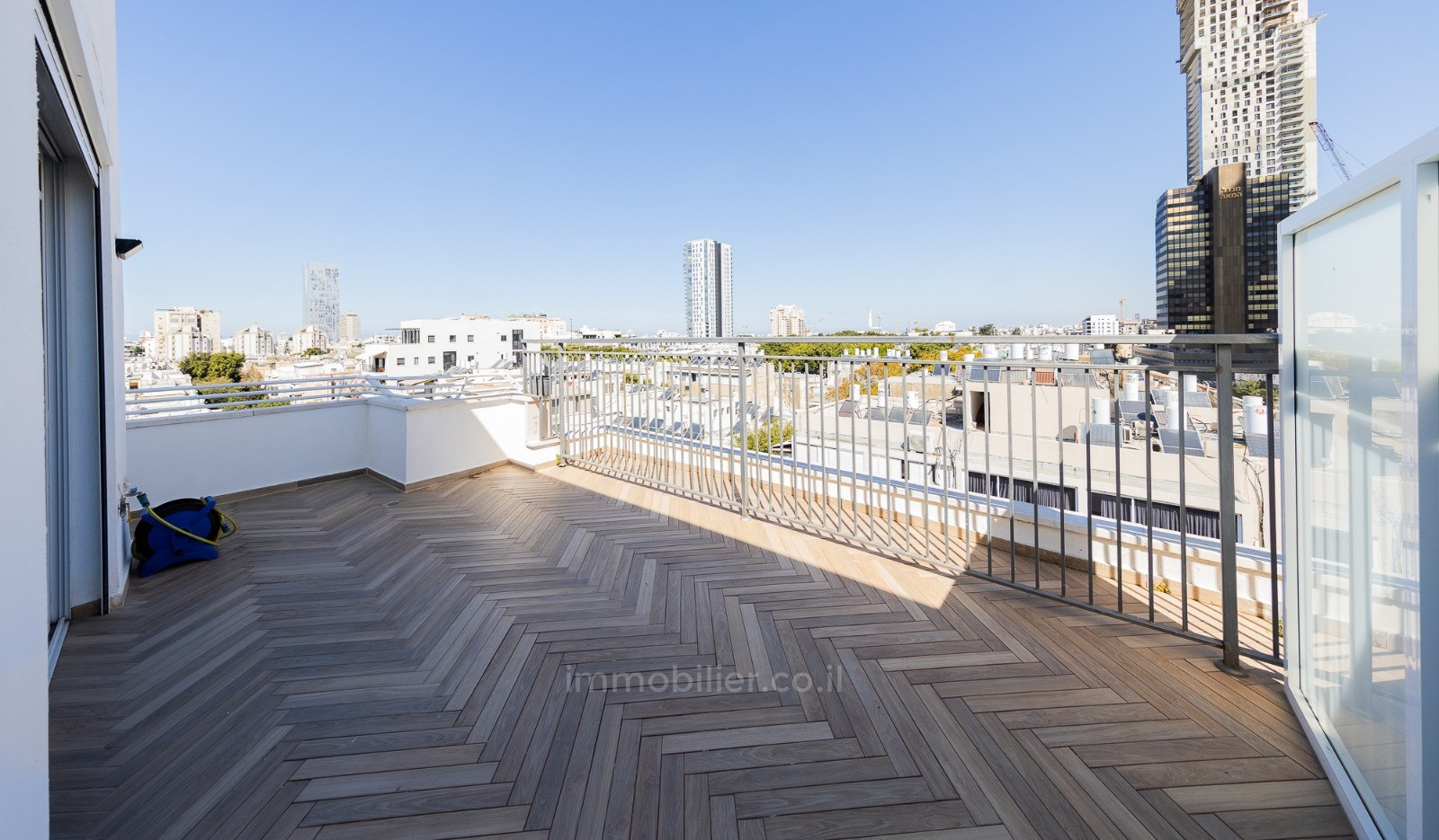Penthouse 4 pièces  Tel Aviv Centre Ville 232-IBL-3916
