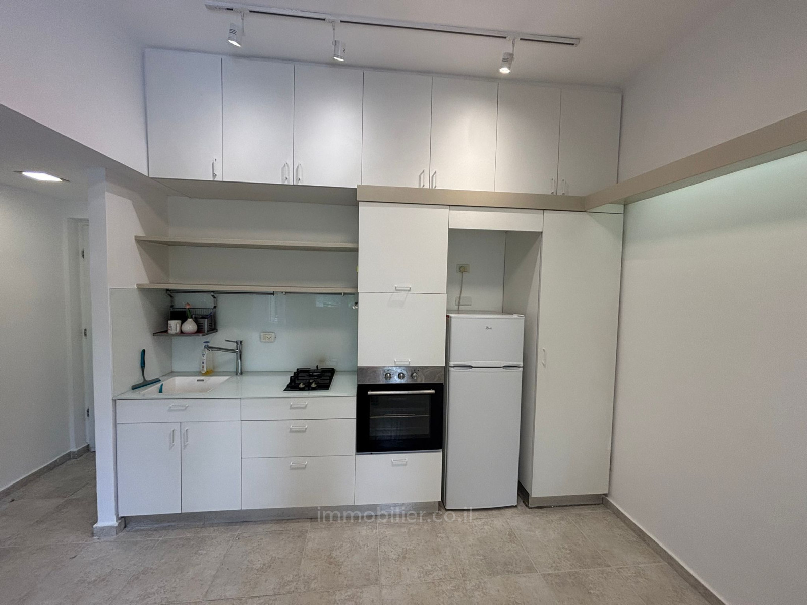 Appartement 3 pièces  Tel Aviv Centre Ville 232-IBL-3935