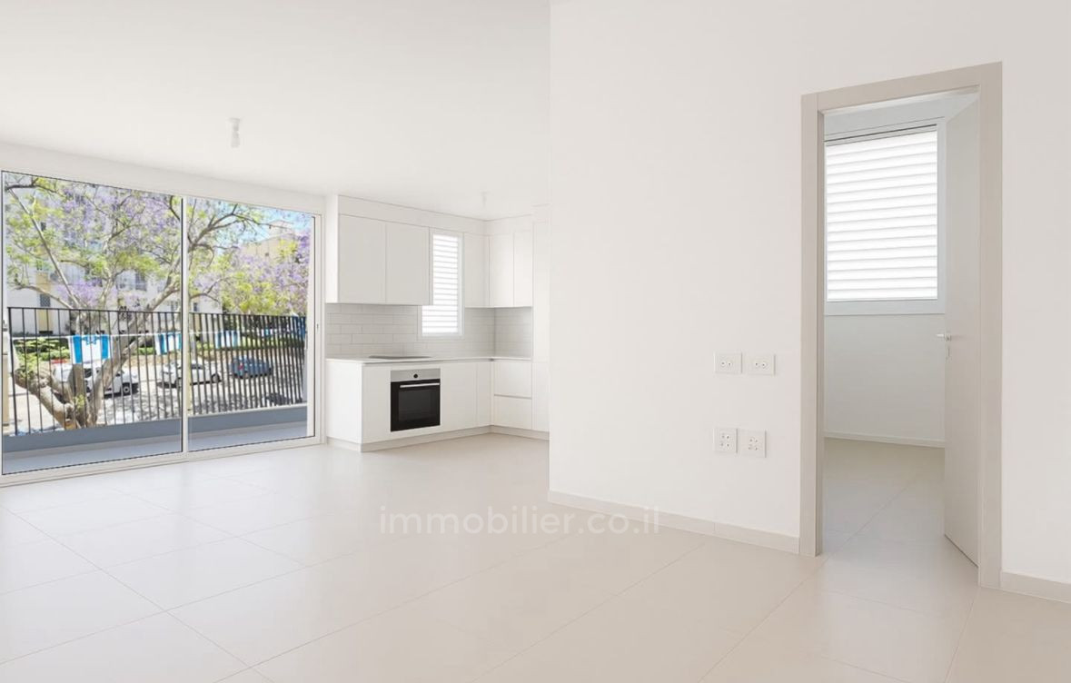 Villa 4 rooms Tel Aviv Bavli 232-IBL-3946
