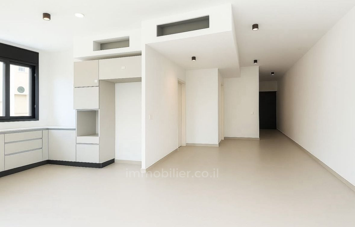 Villa 4 rooms Tel Aviv Bavli 232-IBL-3946