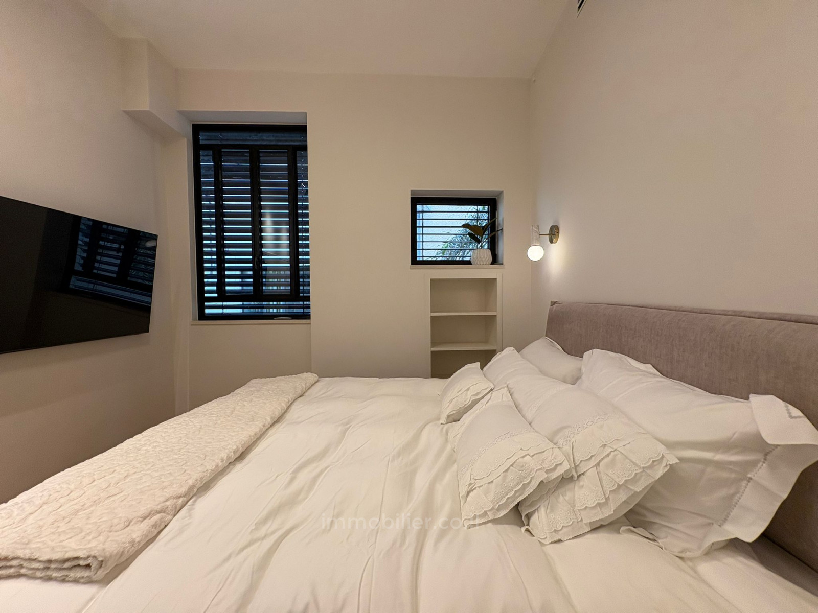 Appartement 3 pi&egrave;ces  Tel Aviv quart de la mer 232-IBL-3977