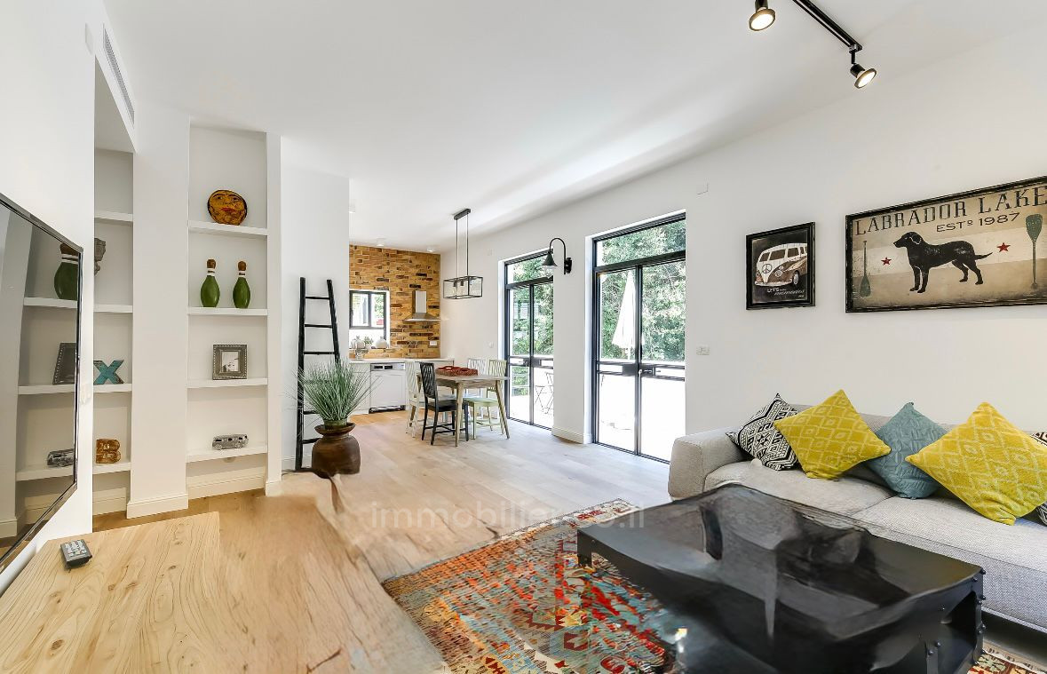 Appartement 3 pi&egrave;ces  Tel Aviv quart de la mer 232-IBL-3993