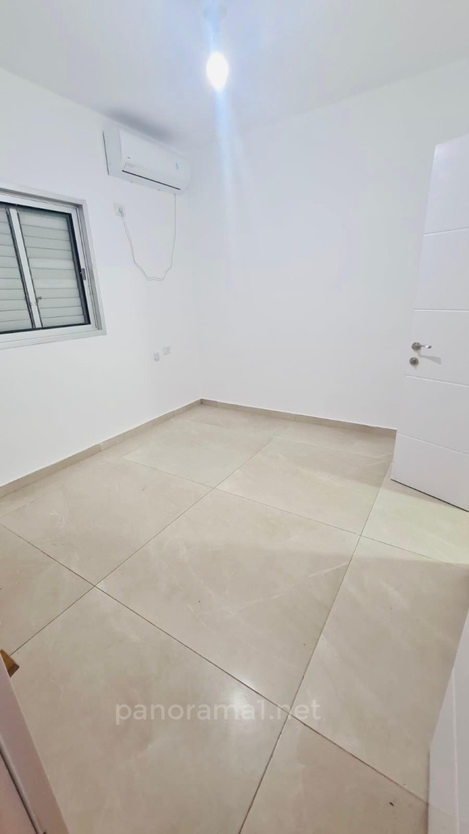 Apartment 4 rooms Ashkelon Afridar 233-IBL-1544