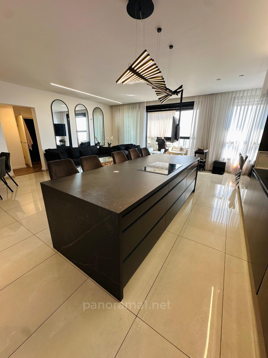 Apartment 5 rooms Ashdod Yud Alef 233-IBL-1547