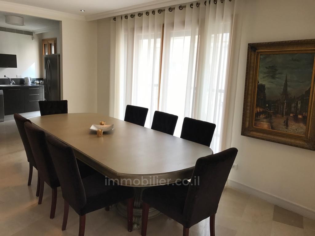 Appartement 4 pièces  Jerusalem Centre Ville 245-IBL-1613