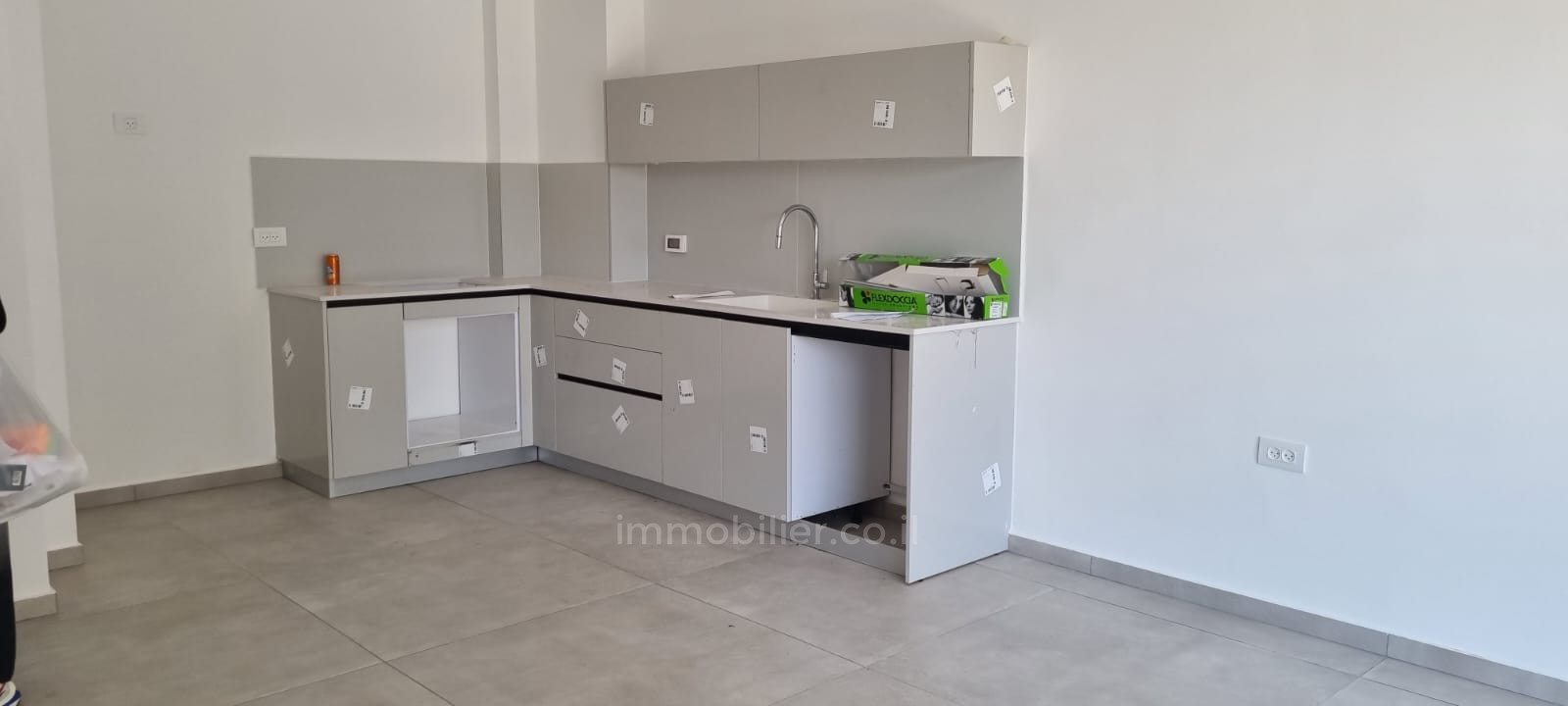 Apartment 2 rooms Jerusalem City center 245-IBL-1857