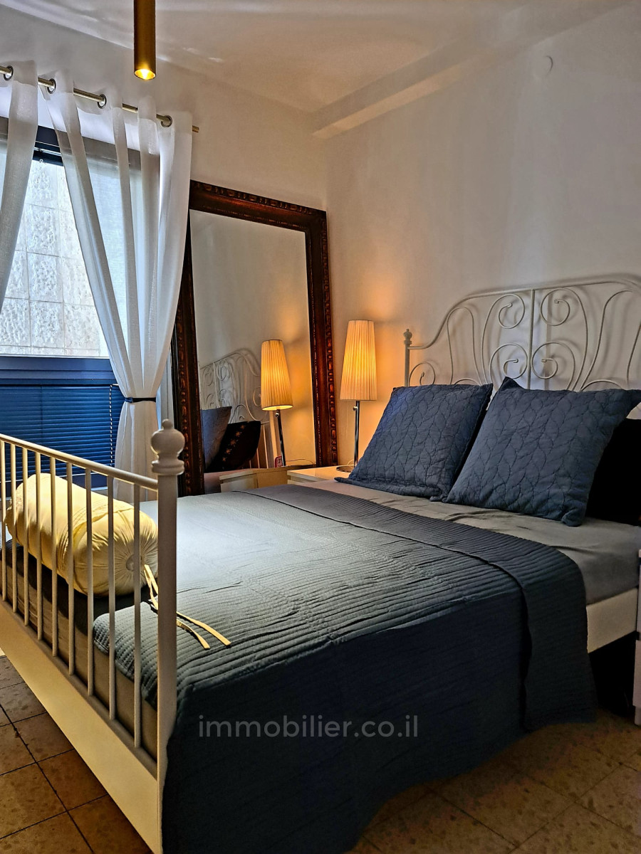 Apartment 2 rooms Jerusalem City center 245-IBL-1896