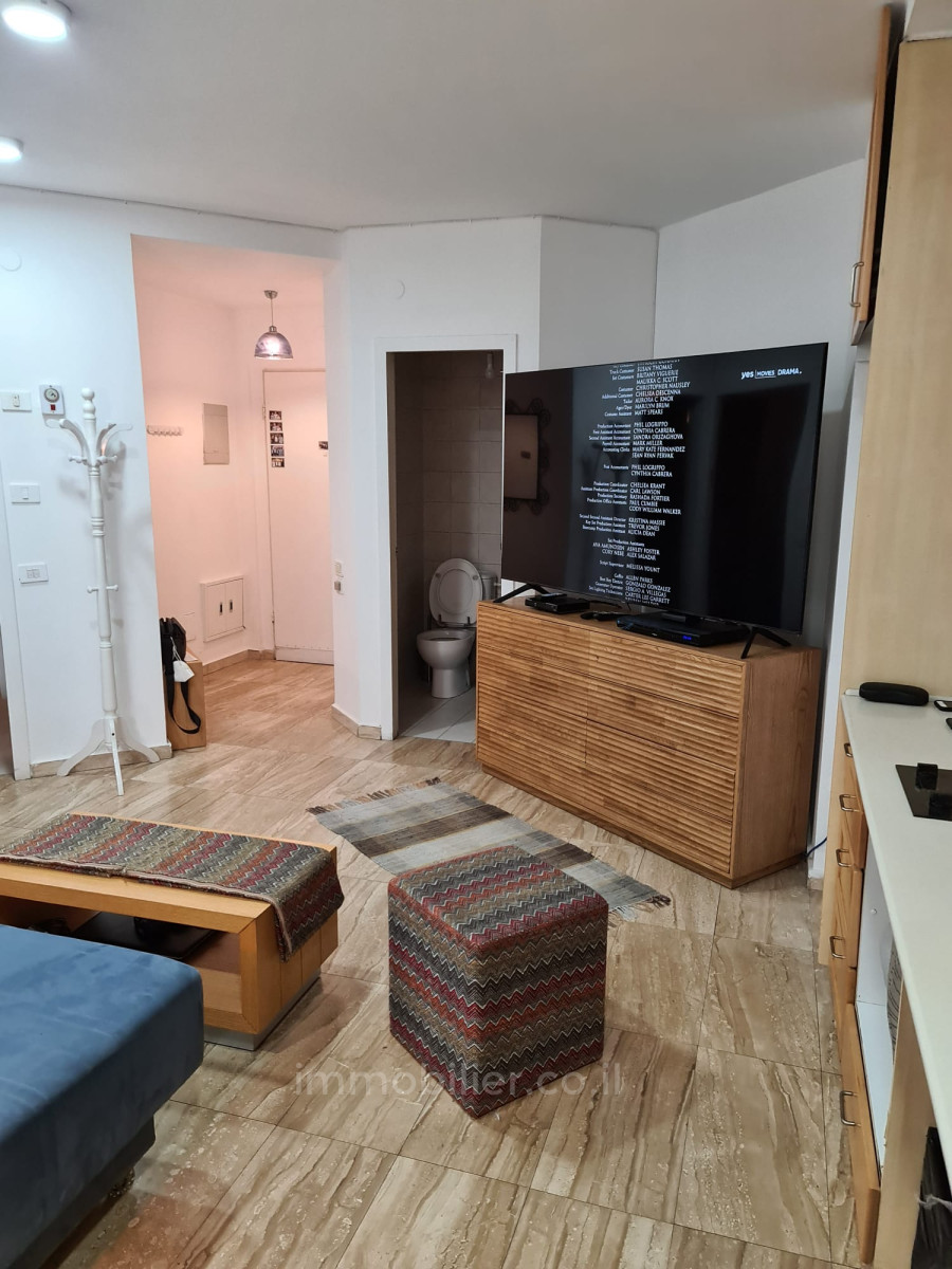 Apartment 2 rooms Jerusalem City center 245-IBL-1896