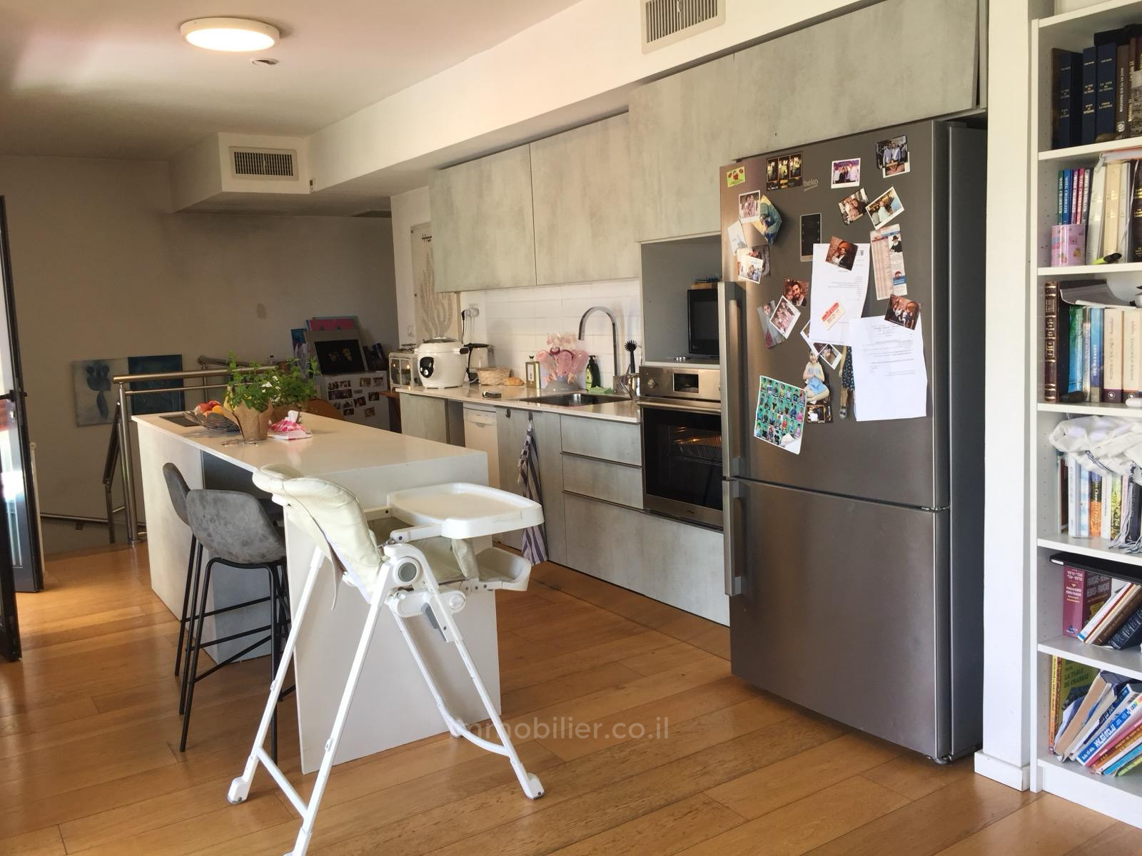 Duplex 4 rooms Tel Aviv Florentine 245-IBL-1951