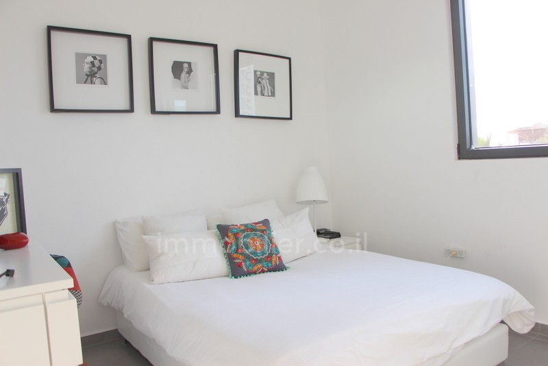 Appartement 4 pièces  Tel Aviv quart de la mer 291-IBL-626