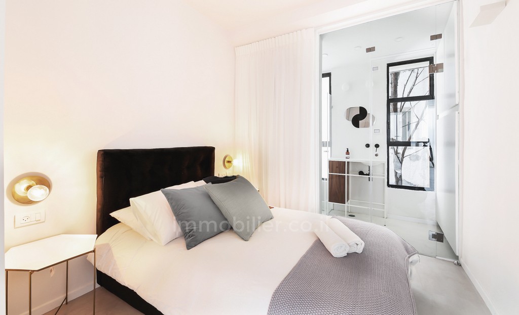 Apartment 3 rooms Tel Aviv Rothshild 291-IBL-667