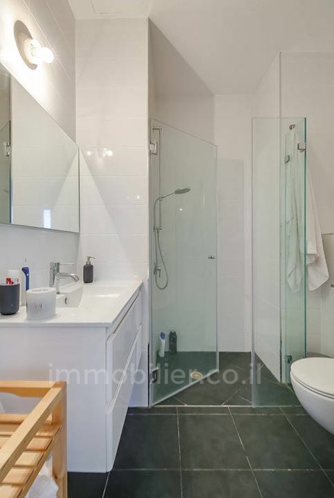 Appartement 2 pièces  Tel Aviv quart de la mer 291-IBL-668