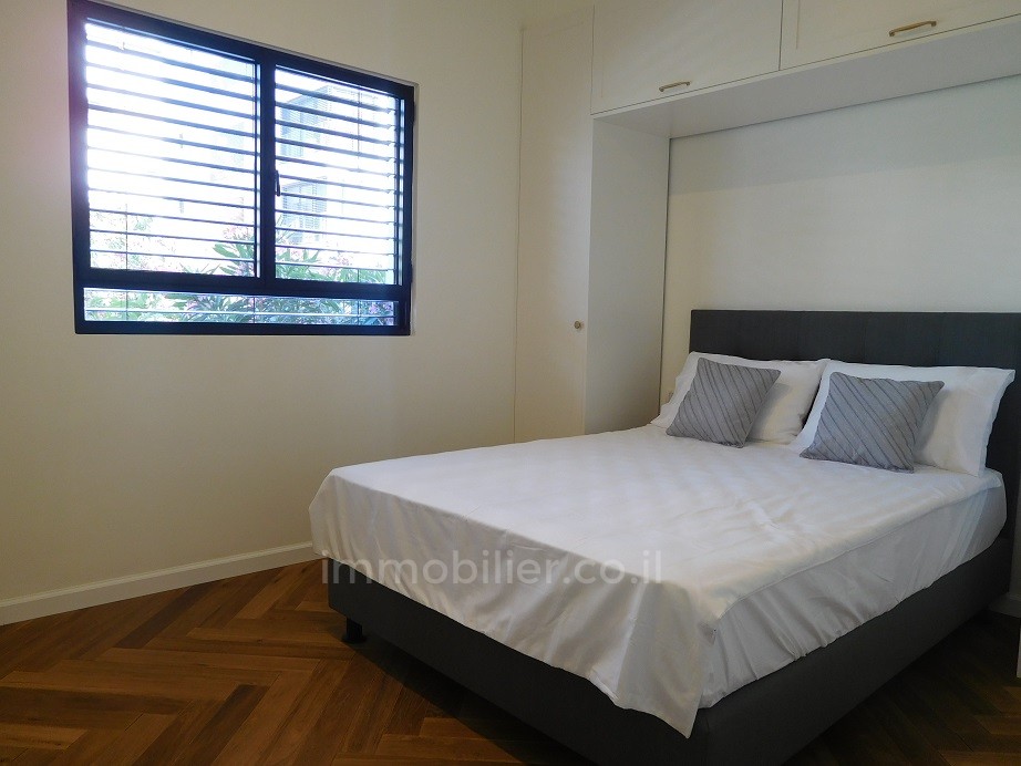 Apartment 3 rooms Tel Aviv quarter of the sea 291-IBL-671