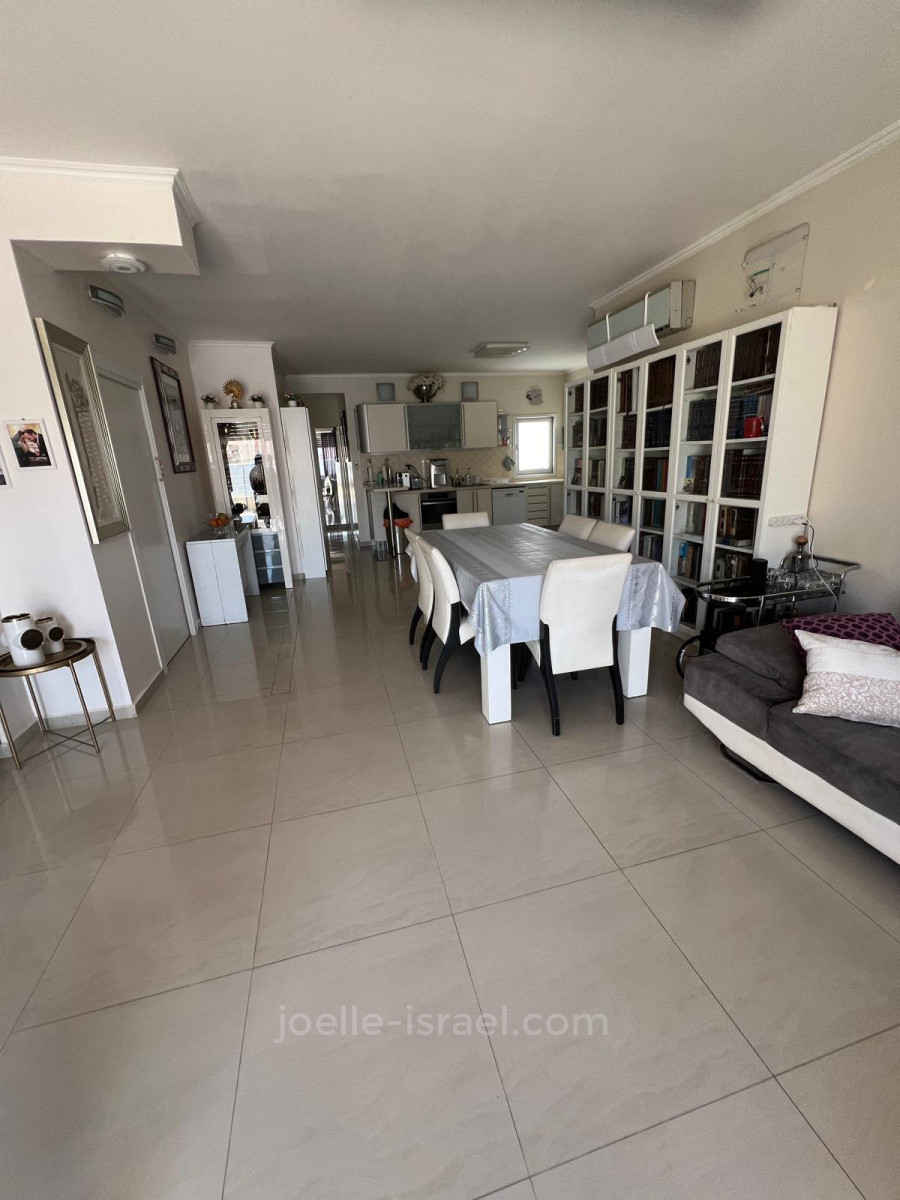 Penthouse 5 pièces  Netanya Centre Ville 316-IBL-1689