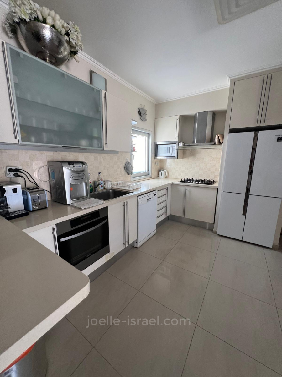 Penthouse 5 pièces  Netanya Centre Ville 316-IBL-1689