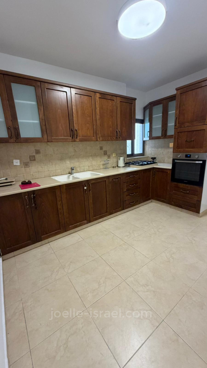 Apartment 3 rooms Netanya City center 316-IBL-1772