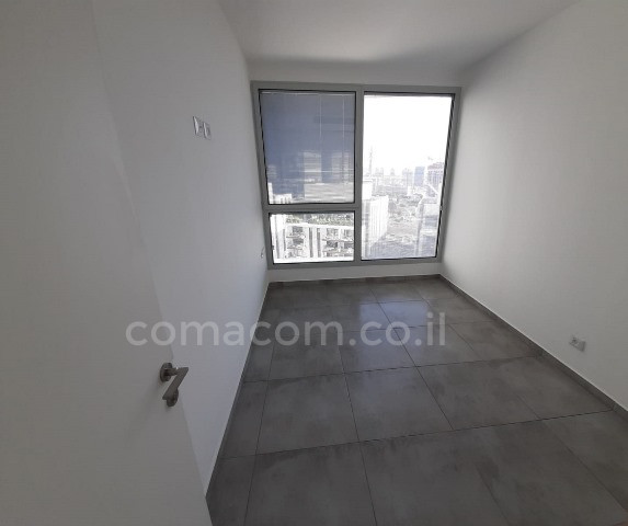 Apartment 4 rooms Tel Aviv Lev Tel-Aviv 342-IBL-6284